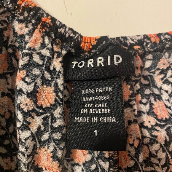 Torrid Top - Picture 1 of 2